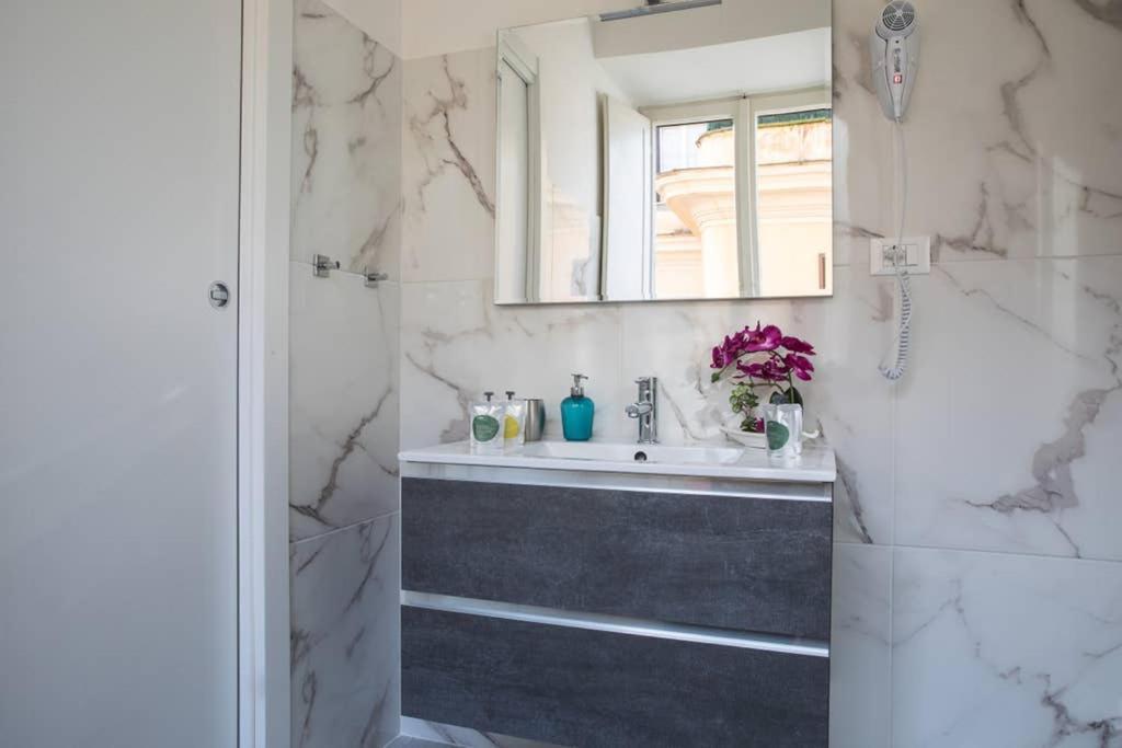 Pink Intimate Jacuzzi Suite Trastevere - Top Collection Rom Exterior foto